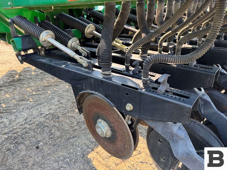 great-plains-3s-3000-image-40