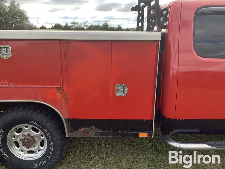 2008-chevrolet-silverado-2500-image-16