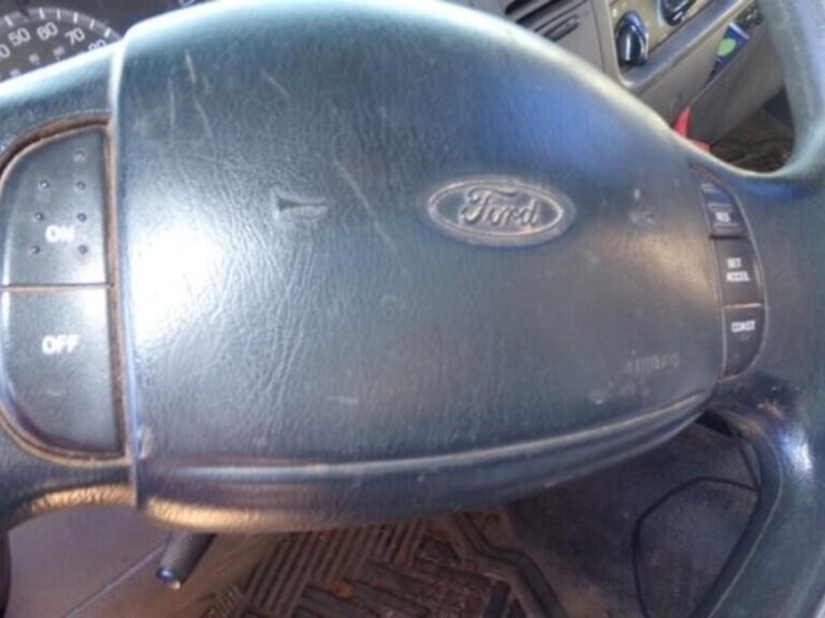 2000-ford-f150-xl-image-19