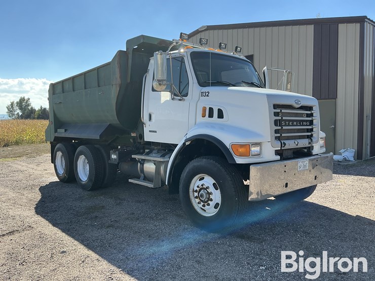 2005-sterling-lt7500-image-3