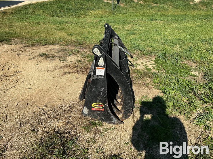 attachments-direct-/-quick-attach-84”-skid-steer-root-grapple-image-4