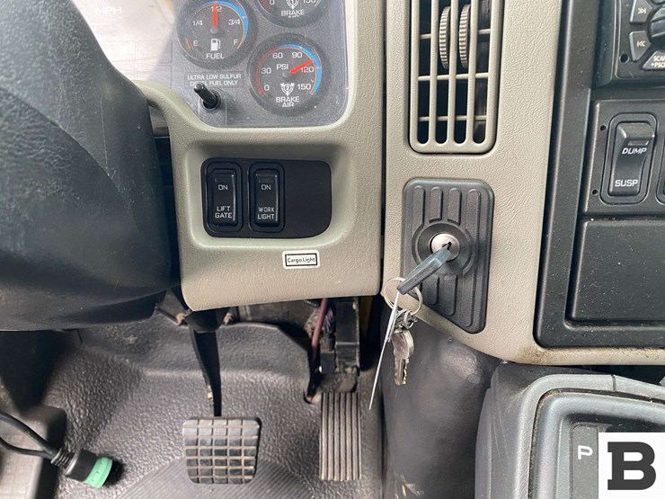 2012-international-durastar-4300-image-47