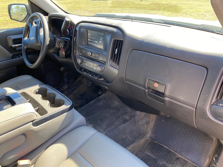 2018-chevrolet-silverado-image-20