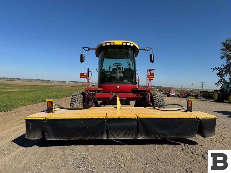 2013-new-holland-h8080-image-9