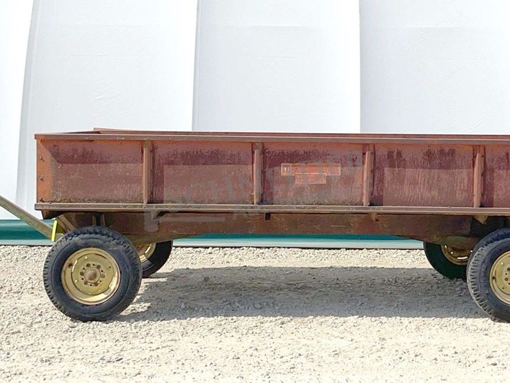 john-deere-1064-image-4