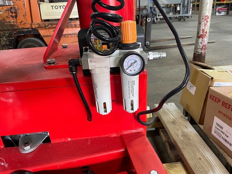 #8524-•-tire-changer-(e)-image-39