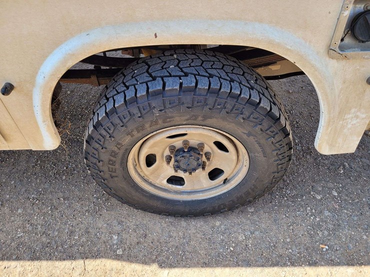 2011-ford-f350-image-17