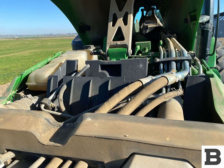 2011-john-deere-8285-tractor-image-48