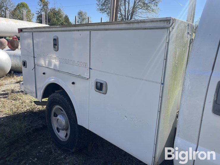 2009-ford-f250-xl-image-18