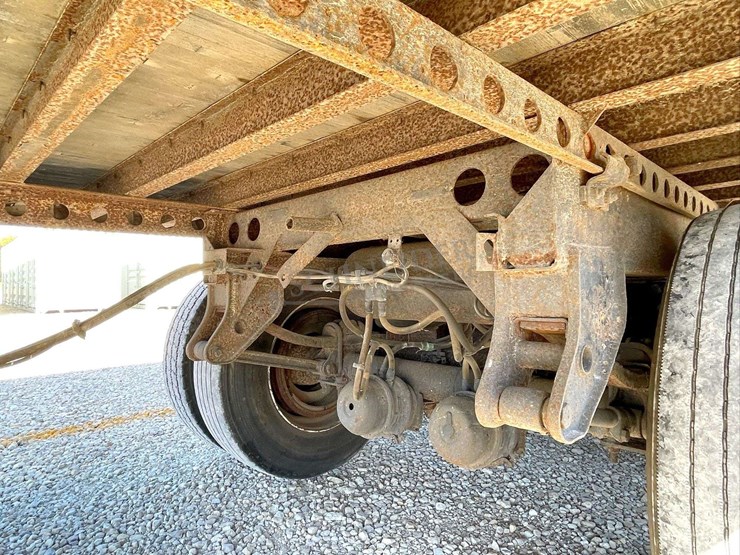 1999-strick-trailer-image-31