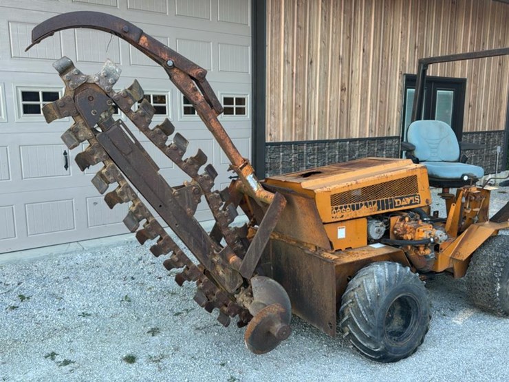 #1363-•-case-trencher-image-1