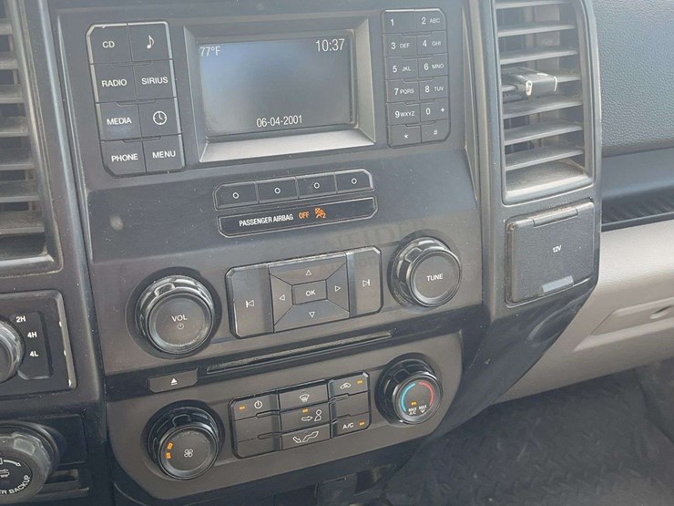 2017-ford-f150-image-45