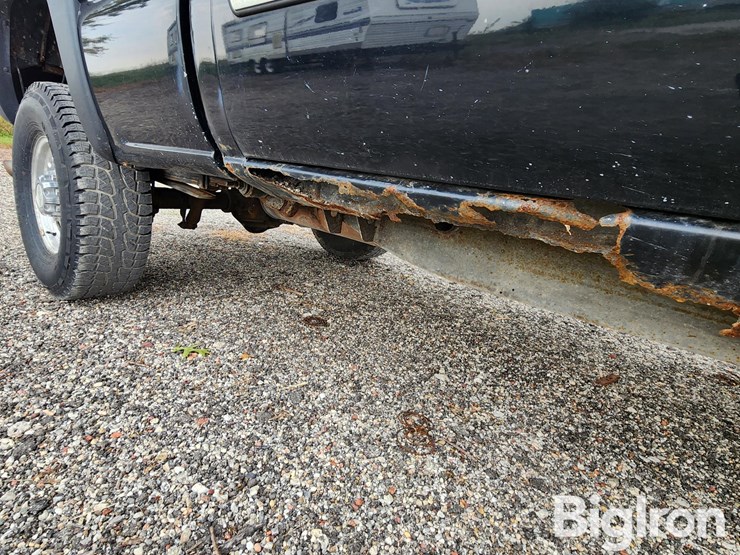 2006-chevrolet-silverado-2500-image-18