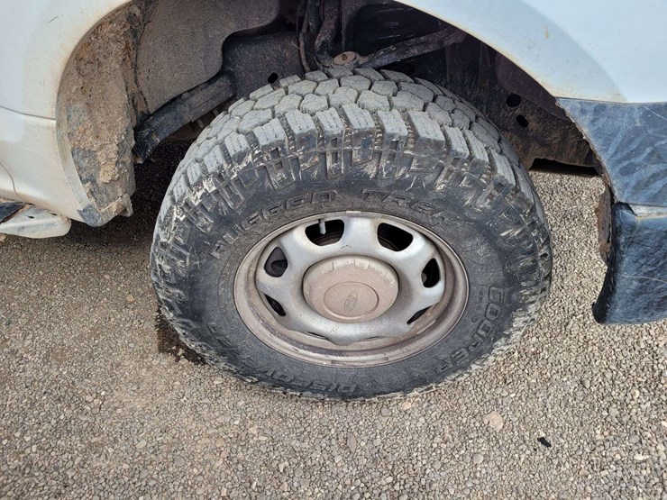 2017-ford-f150-image-13