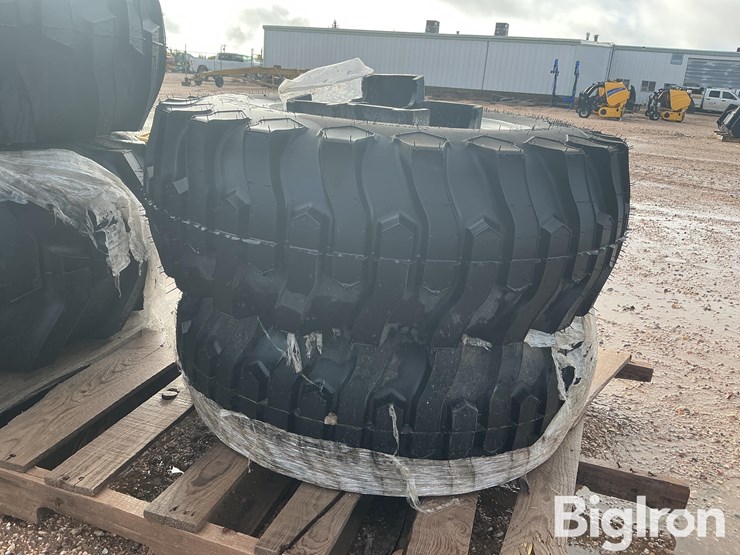 titan-contractor-fwd-12-16.5nhs-tractor-tires-w/brackets-image-7