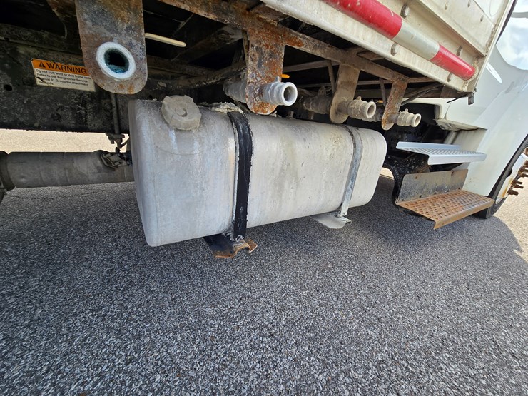 #22329-•-2014-freightliner-m2-106-box-truck-image-95