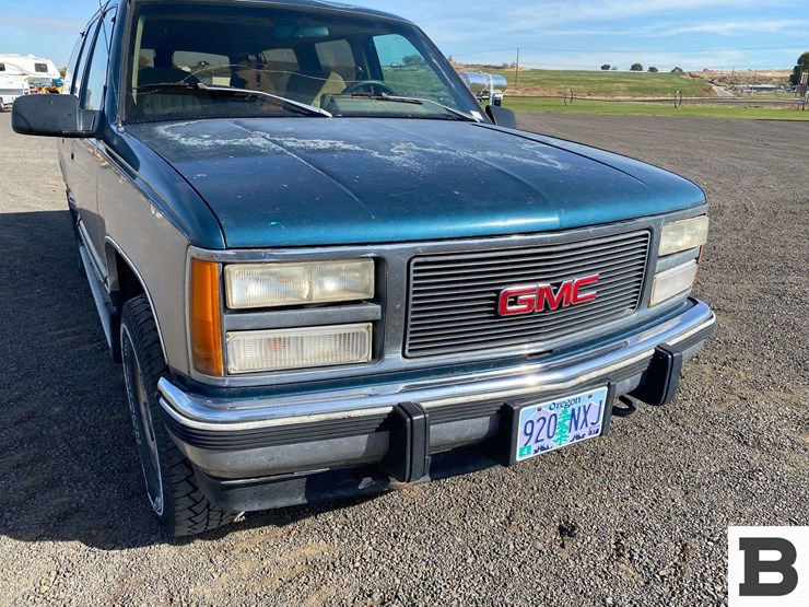 1993-gmc-suburban-image-7