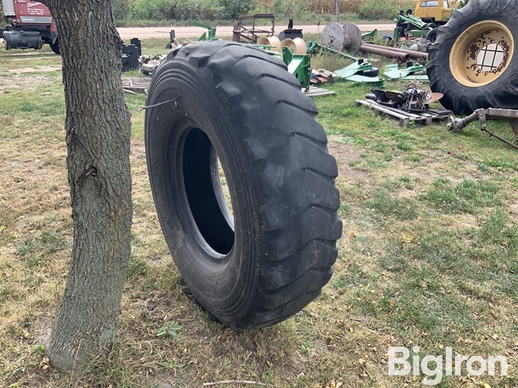 bridgestone-14.00r24-tire-image-3