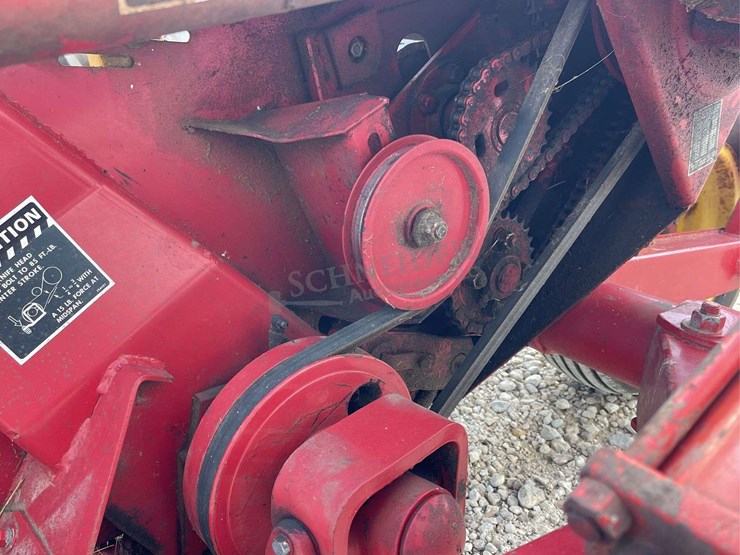 new-holland-472-image-15