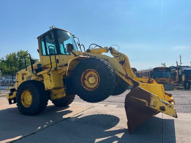 new-holland-lw170-image-10