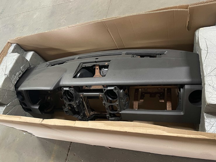 #8545-•-ford-f-series-dash-(pr20)-image-4