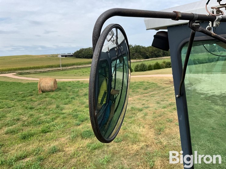 1988-gleaner-r50-image-15