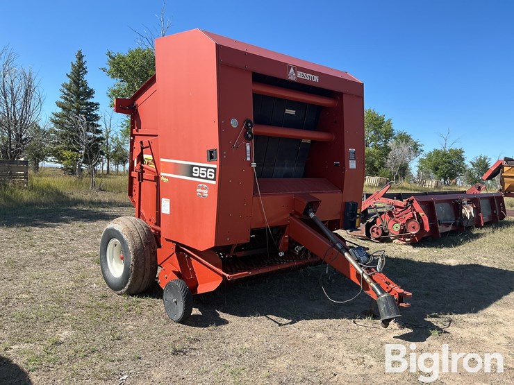2003-hesston-956a-image-3