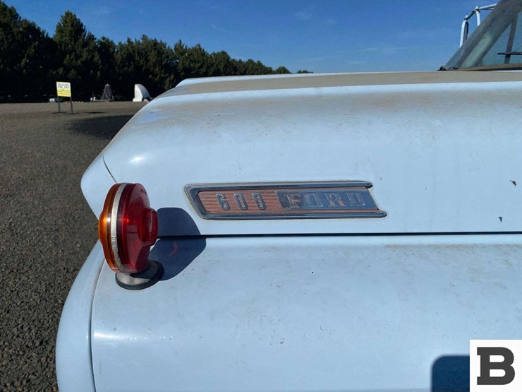 1967-ford-f600-image-9