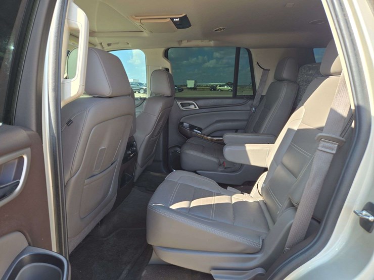 2015-gmc-yukon-denali-image-10