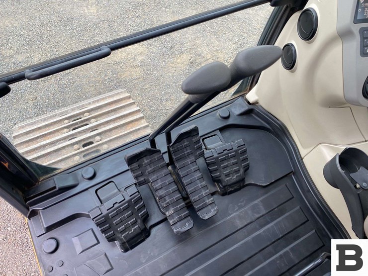 2016-case-cx160d-image-74