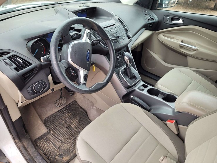 2014-ford-escape-se-image-9