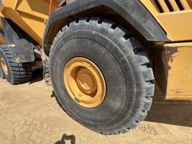 2021-volvo-a60h-image-43