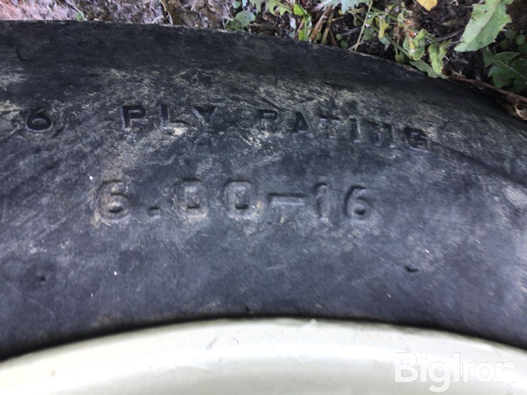 1946-ford-8n-image-19