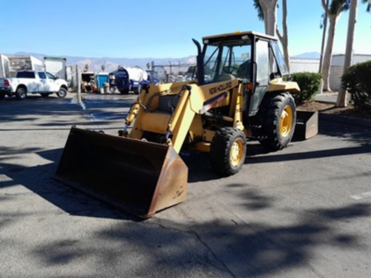 new-holland-545d-image-2