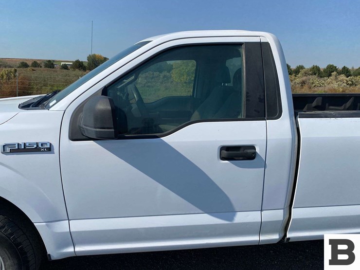 2016-ford-f150-image-12