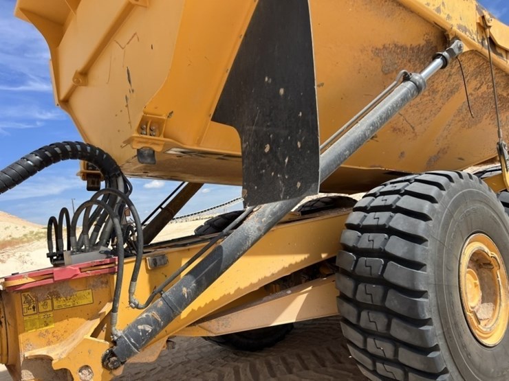 2020-volvo-a60h-image-39