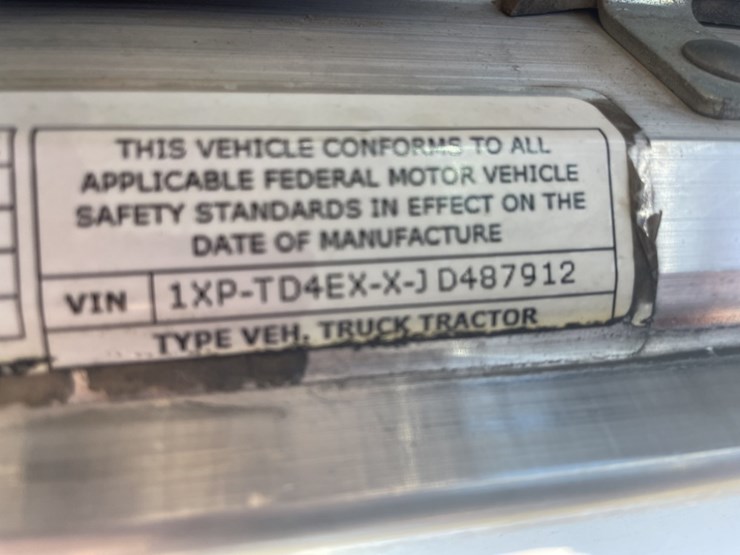 2018-peterbilt-367-image-58