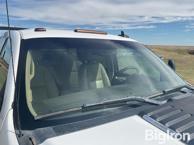 2012-gmc-sierra-3500-image-15