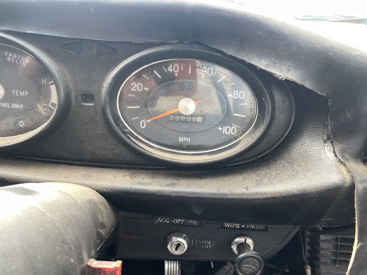 #1374-•-1976-chevrolet-luv-4x4-(has-wi-title)-(of)-image-160