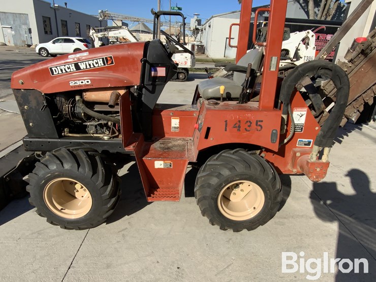 2004-ditch-witch-rt40-image-11