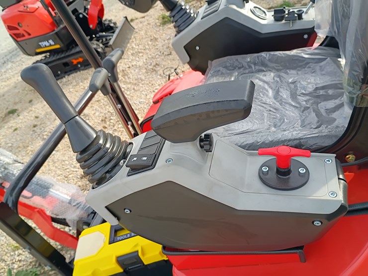 #l57-006-•-2025-tpm-16-mini-excavator-(gasoline)-image-15