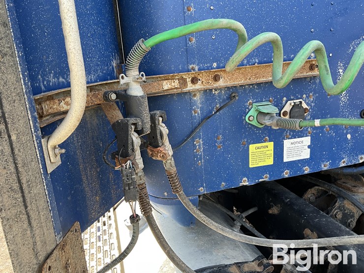 2004-international-9200i-image-18