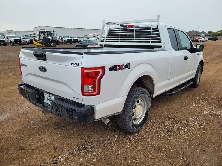 2015-ford-f150-lariat-image-3