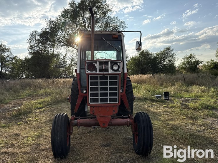 1976-international-1086-image-2