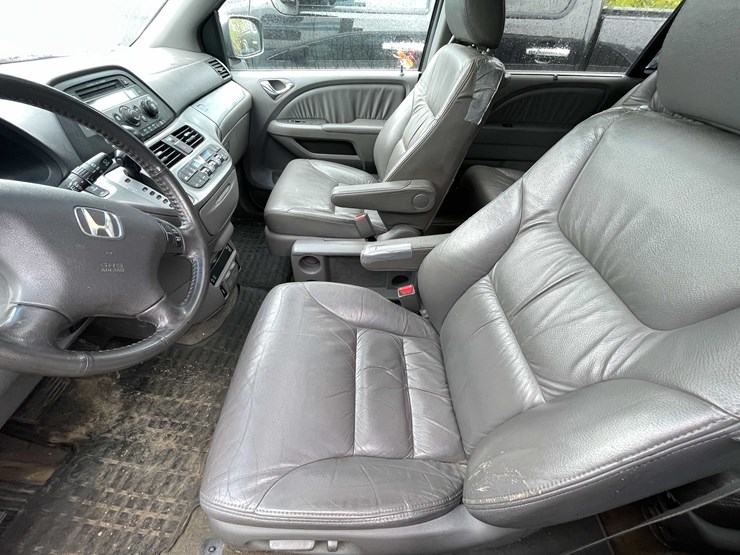 2009-honda-odyssey-image-70