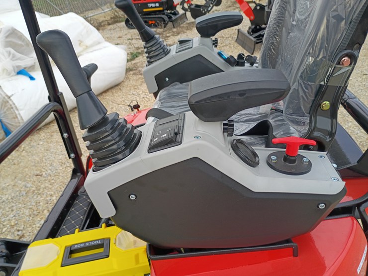 #l57-010-•-2025-tpm-20k-mini-excavator-(diesel)-image-15