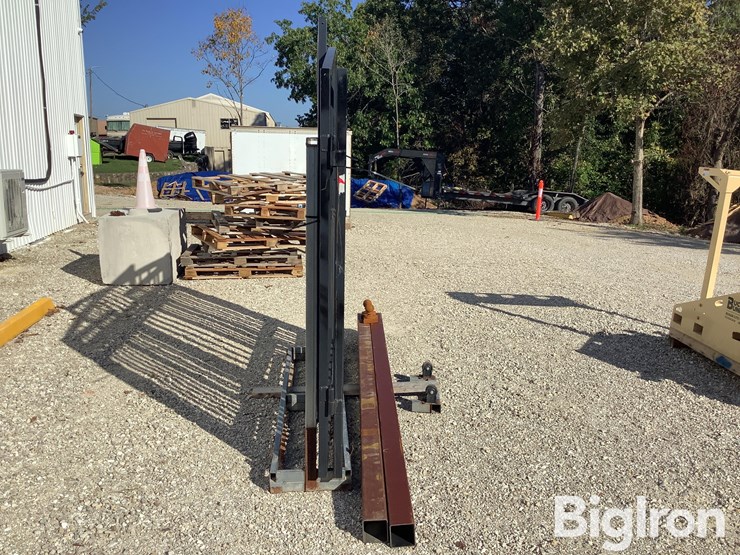 bi-fold-steel-gates-image-2