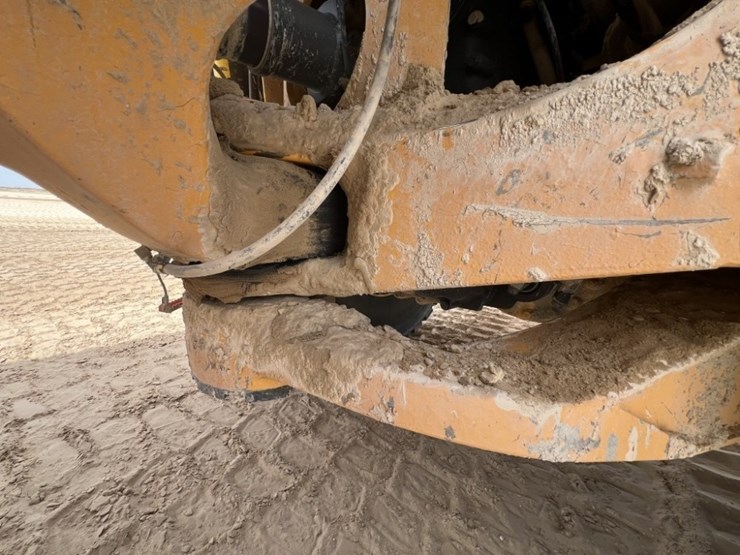 2021-volvo-a60h-image-27