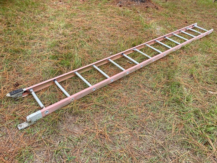 #68-•-#176-•-12-foot-fiberglass-ladder-image-1