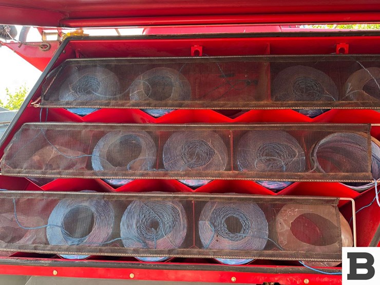 2012-massey-ferguson-2190-image-41